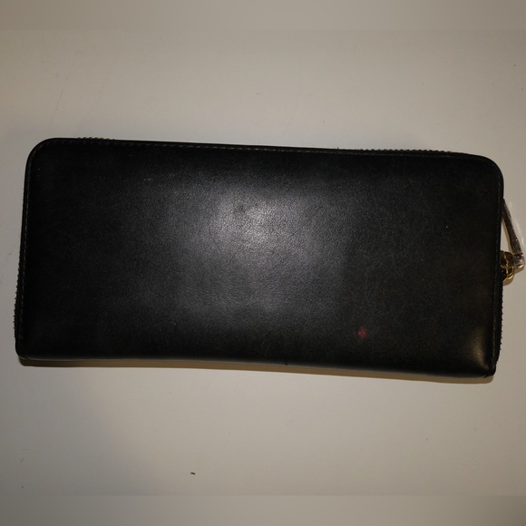 Coach - Picture 3 of 3